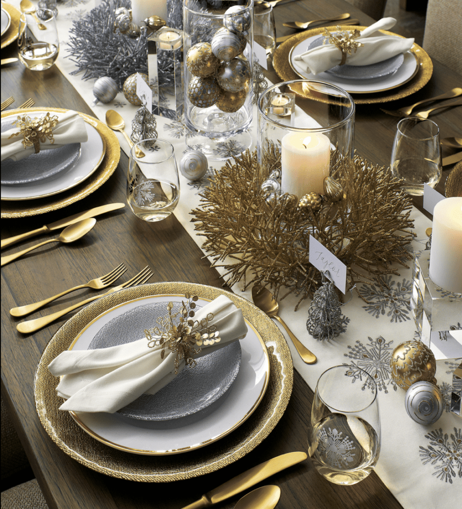 Holiday dining room style tips and tricks