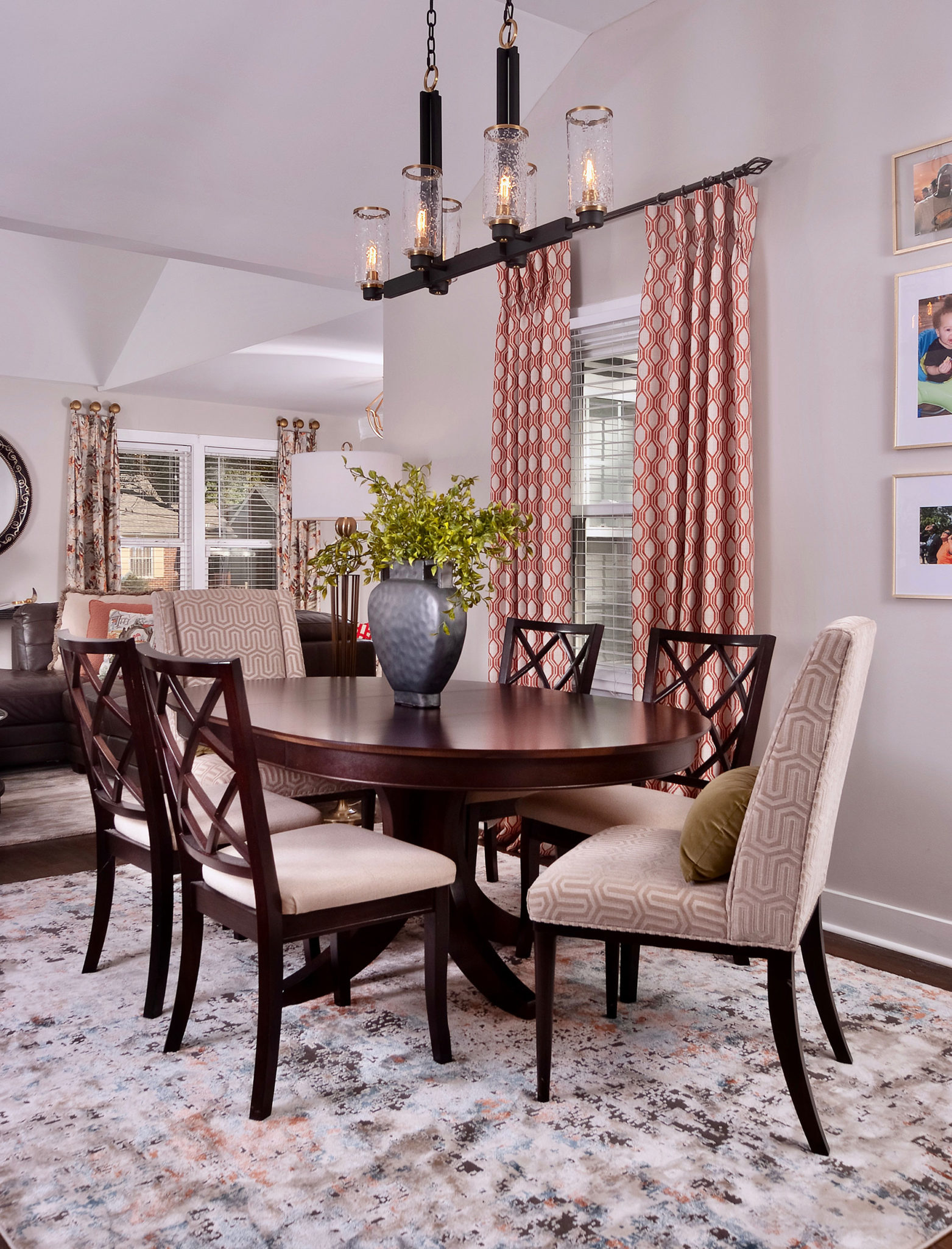 Dining Room with Shades of Pink and Red